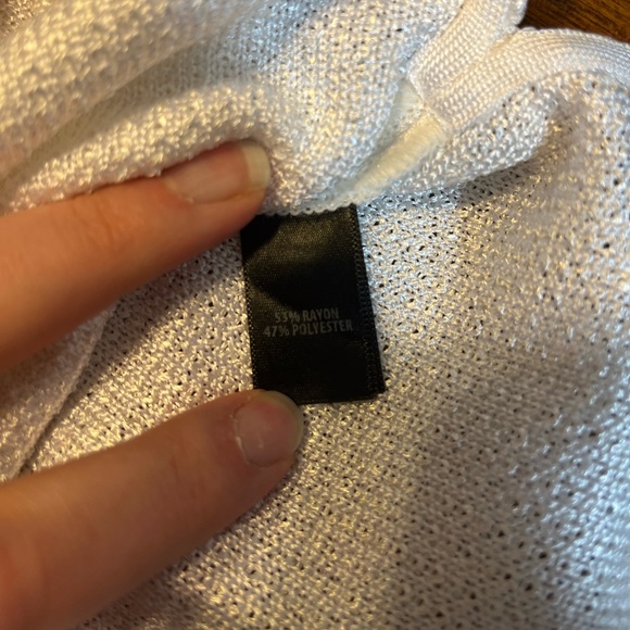 NWT!!! St John Sparkling Sequin Short Sleeve White Top Key Hole in Back K520051 - Picture 9 of 13